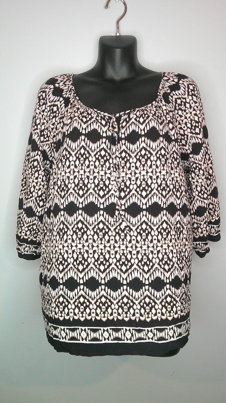 Boho Peasant Top Black & White 3/4 Sleeve Tie Neck 100% Rayon